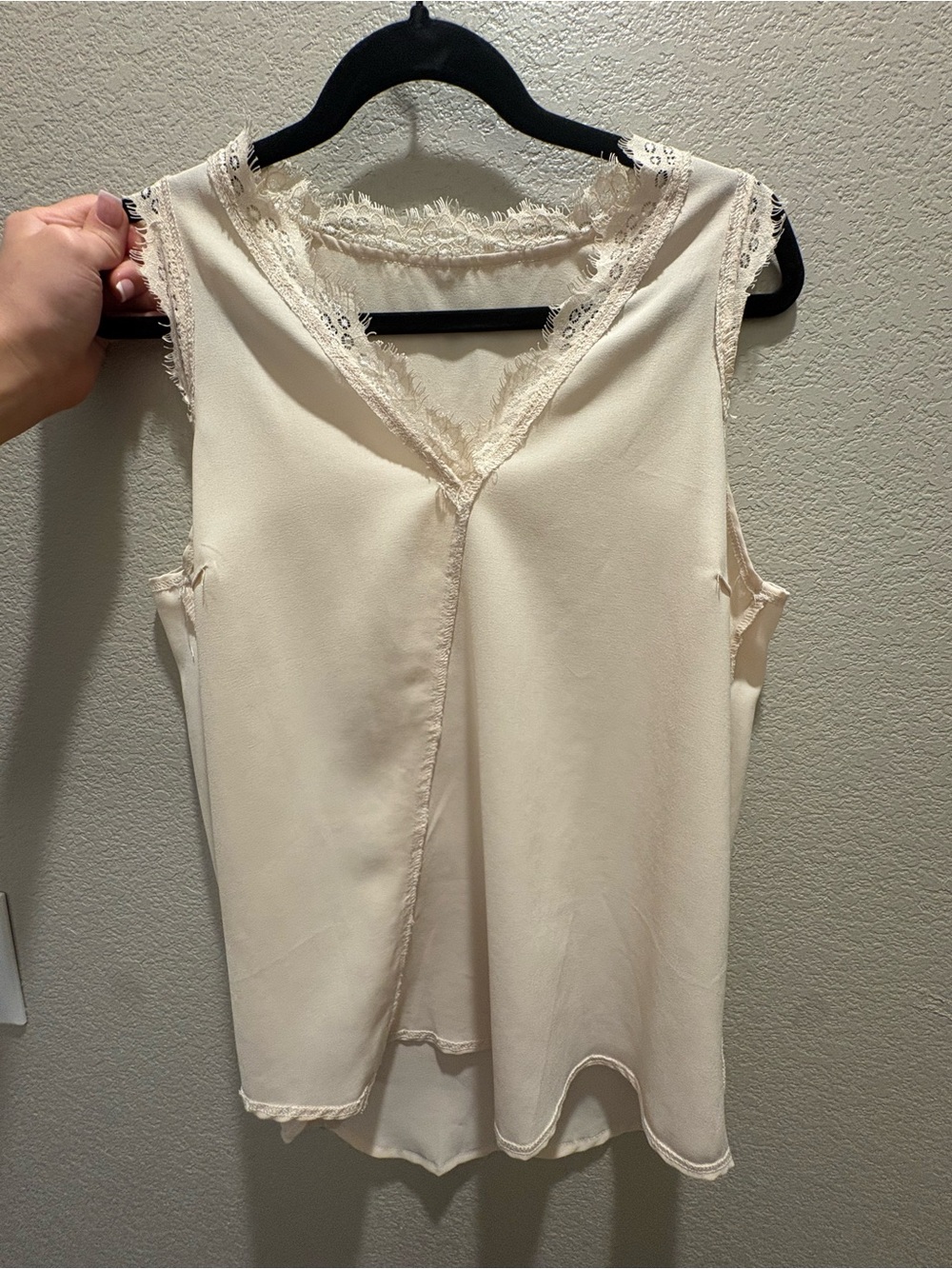 Lace Trim V-Neck Sleeveless Blouse - Cream